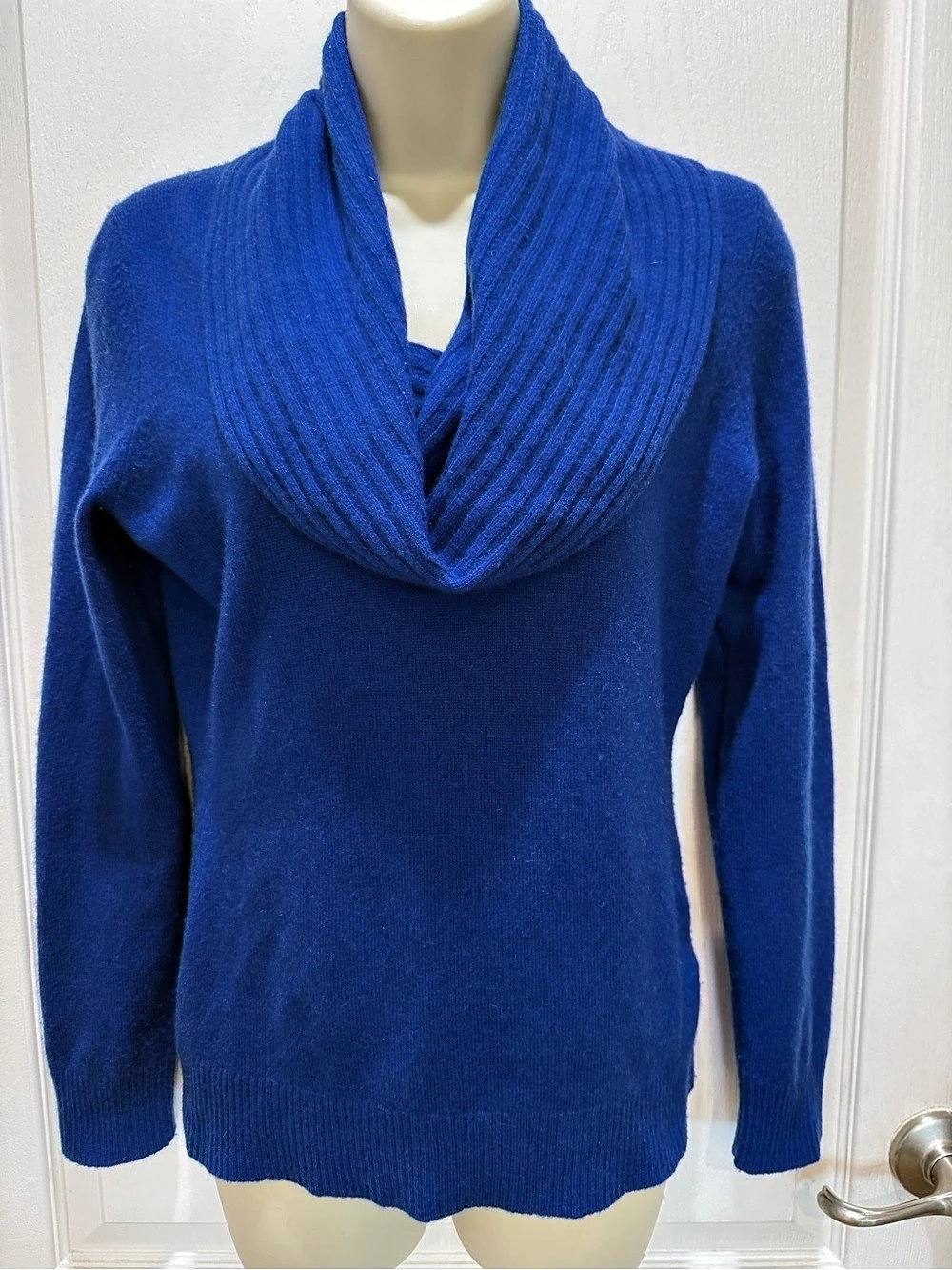 Antonio Melani Cashmere Cowl Neck Sweater Blue Small Like New